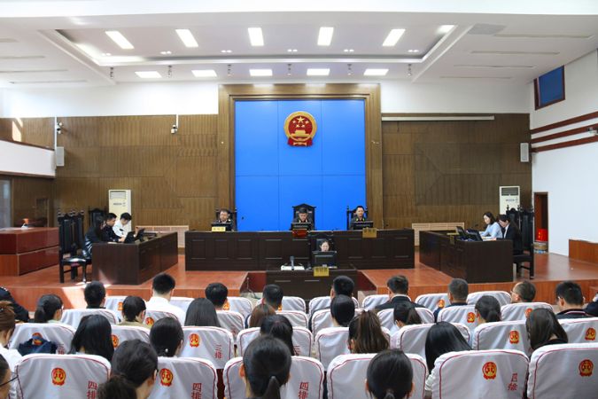 开展模拟法庭活动 提升依法行政能力